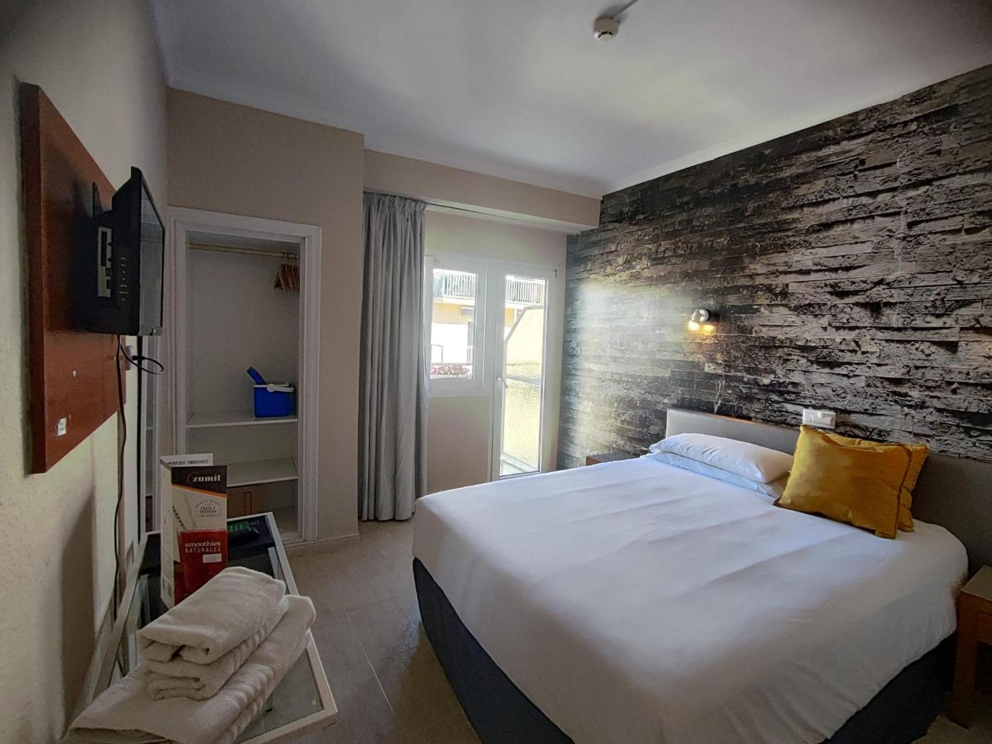 Hostal Mar Del Plata (Adults Only) El Arenal  Extérieur photo